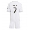 Baby Fußballbekleidung Real Madrid Vinicius Junior #7 Heimtrikot 2025-26 Kurzarm (+ kurze hosen)